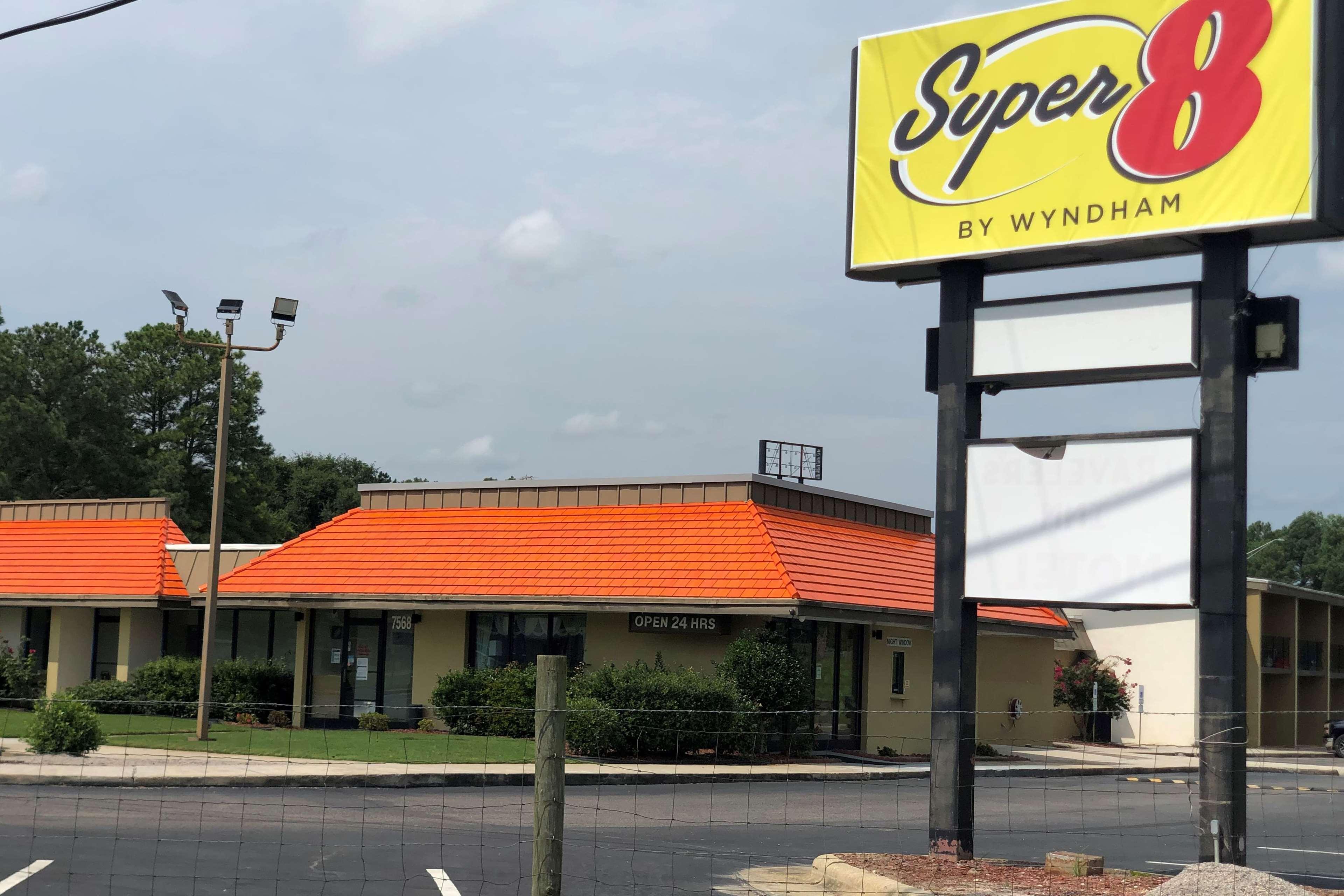 Super 8 By Wyndham Rocky Mount I-95 Exit 145 Hotel Battleboro Exterior foto