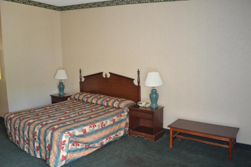 Super 8 By Wyndham Rocky Mount I-95 Exit 145 Hotel Battleboro Exterior foto